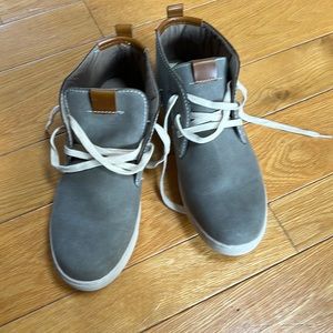 Sonoma shoes brand new size 13